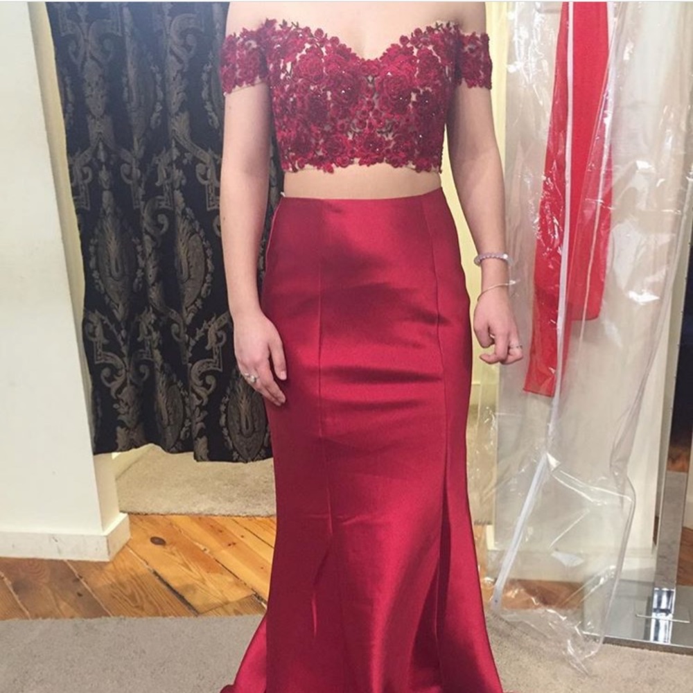 Size 4 Red Prom Dress